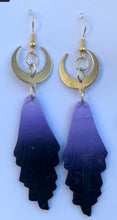 Load image into Gallery viewer, Ombre Ghost earrings
